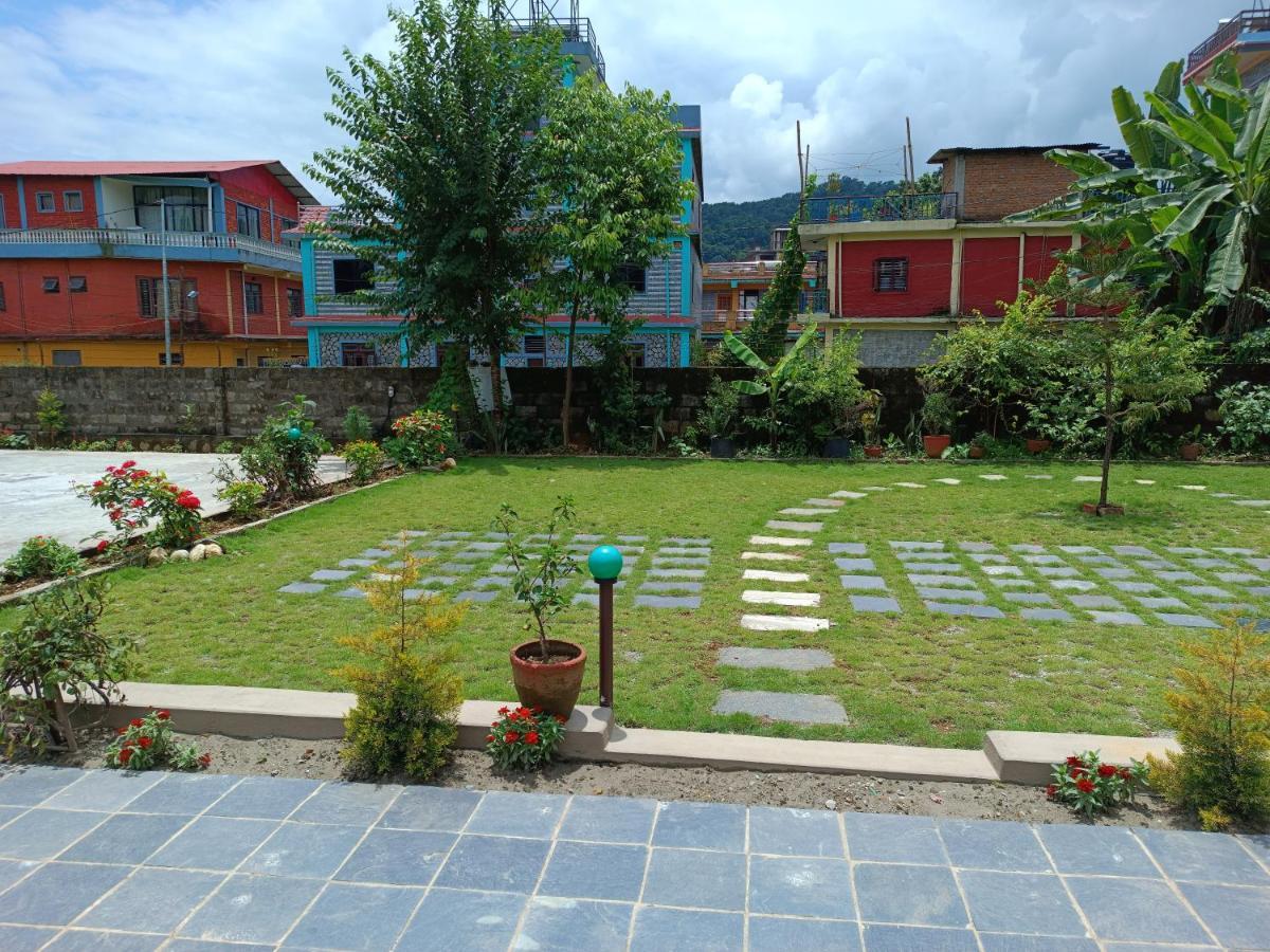 Paradise Boutique Hotel Pokhara Exterior foto